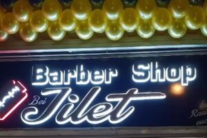 01 Barberhouse