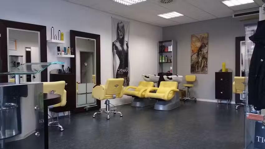 &bdquo;Abschnitt &ndash; der Friseur&ldquo; Jaqueline Sch&uuml;ler