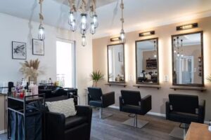 Aesthetic Hair Salon