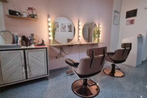 Ago Ago Friseursalon