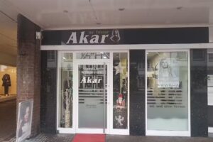 Akar Ihr FRISEUR &zwj; ️