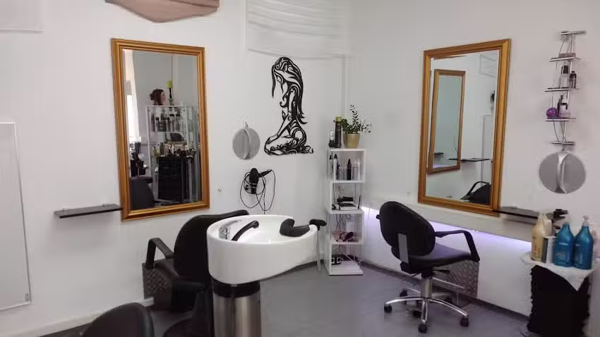 Alina Fashion Styling