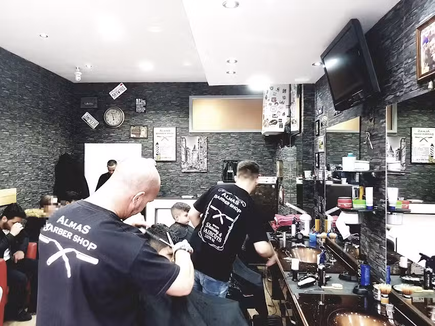 Almas Barbershop