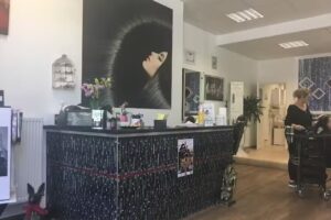 Amira&rsquo;s Hair & Beauty