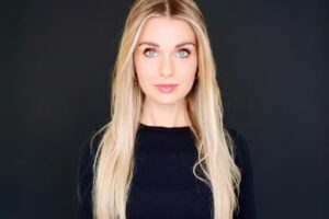 AMO Frankfurt &ndash; Der Balayage & Blond Experte