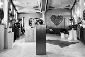 Angelo Hofmann Salon