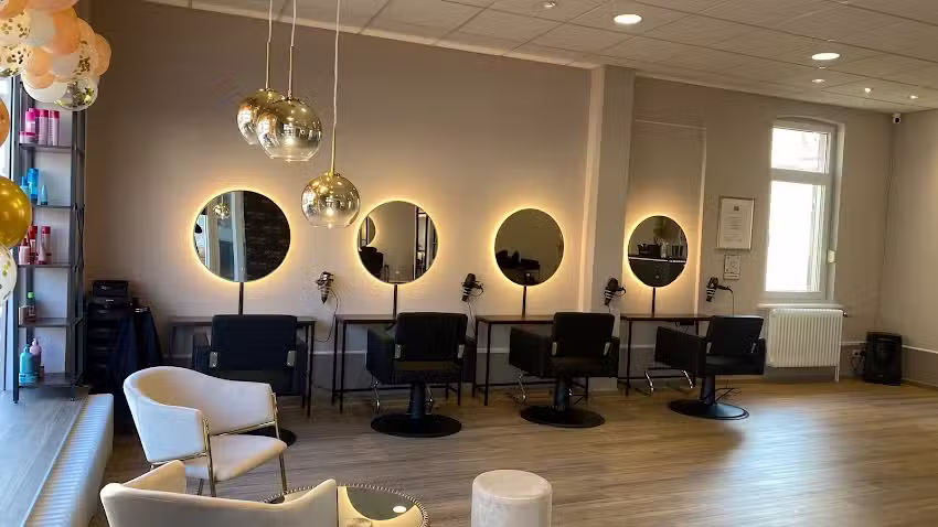 Anita-Delia Home of Hair