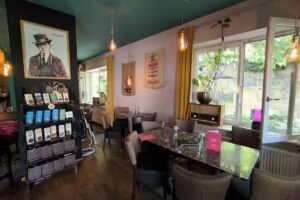 AQUAMARIN Caf&eacute; & Friseursalon