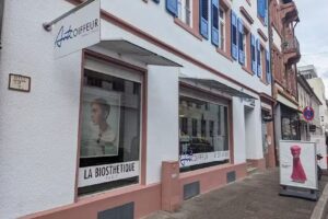 ArtCOIFFEUR Franck Doll&eacute; La Biosthetique