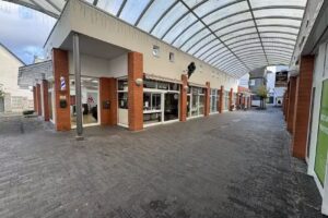 ASUS BARBERSHOP & FRISEUR