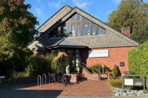 Aura &Auml;sthetik und Haarklinik &ndash; Sch&ouml;nheitsklinik in Oldenburg