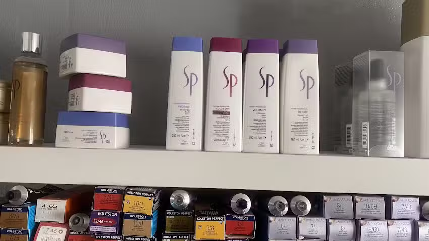 Ayse&rsquo;s Friseur St&uuml;bchen