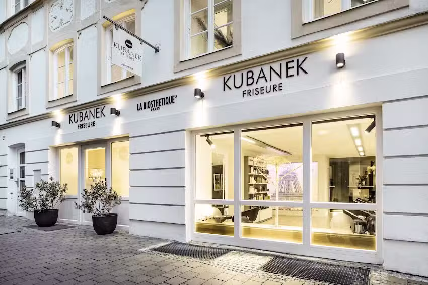 b & G Kubanek Friseure