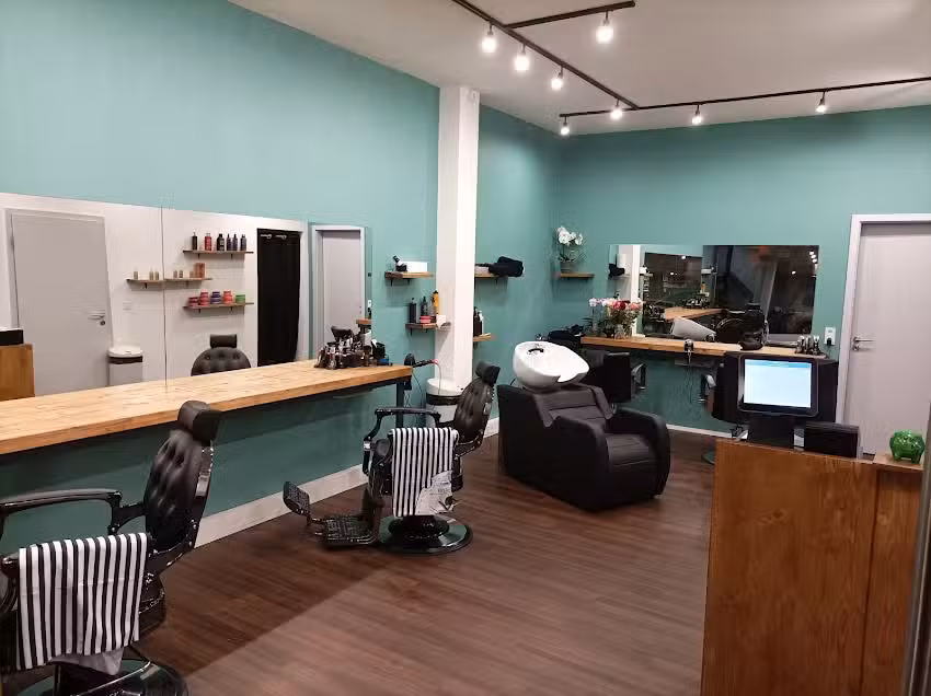 Barber Salon & Beauty Studio