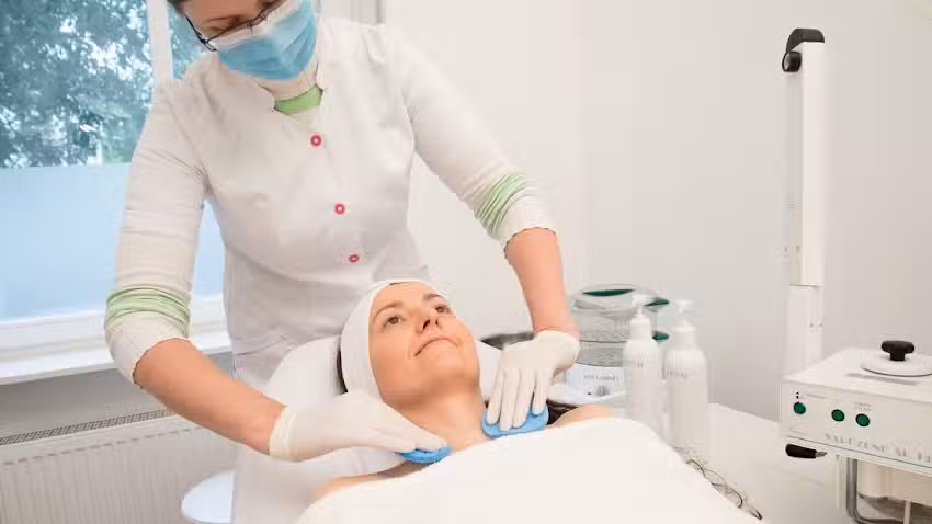 Beauty Star &ndash; Nagel-, Kosmetik- & Massage-Salon &ndash; Frankfurt am Main