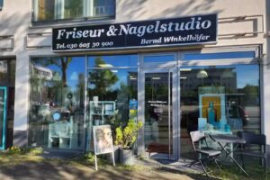 Bernd Winkelh&ouml;fer & Team Friseur & Nagelstudio