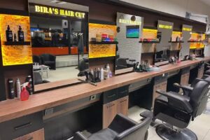 Bira&rsquo;s Haircut