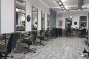 Bixy&rsquo;s Werk (Bixys Werk) Friseur