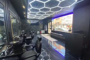 Black Cut Friseur