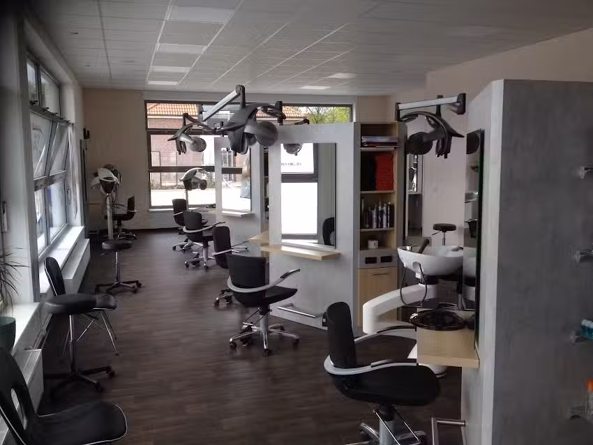 B&ouml;hnsch &ndash; Die Friseure