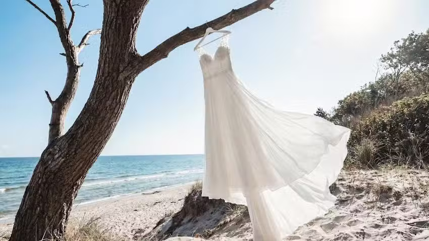 Bride & Light &ndash; Hochzeitsfotografie & Brautstyling