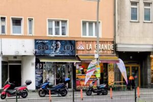 💈💈💈 Bro Cut