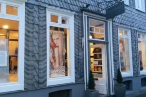 BROCKMANN Fris&ouml;r