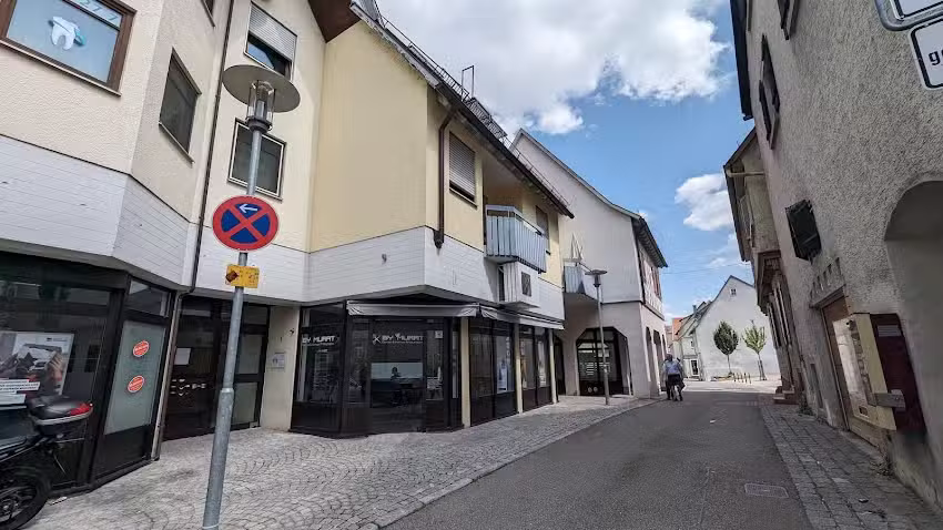 By Murat Damen & Herren Friseursalon