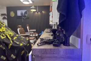 Candemir&rsquo;s Barber Shop