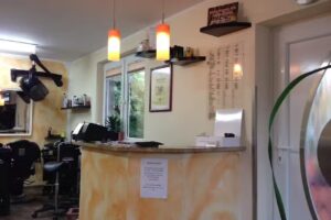 Candy&rsquo;s Cut & Color