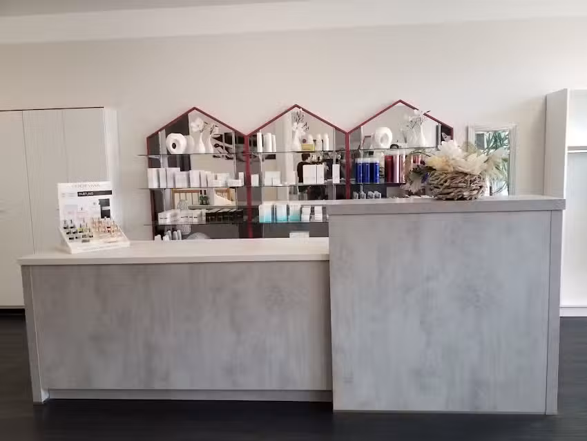 Chic Beauty Center GmbH Friseur- und Kosmetiksalon