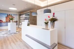 Christian Ebert &ndash; Friseure am Yachthafen