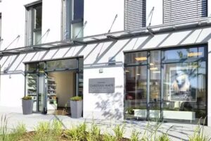 Christian Mayr | Haare, Kosmetik, Wohlf&uuml;hlen