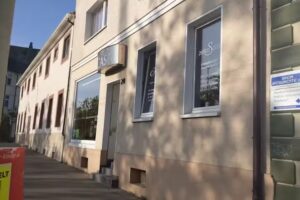 Coiffeur Cas&eacute;