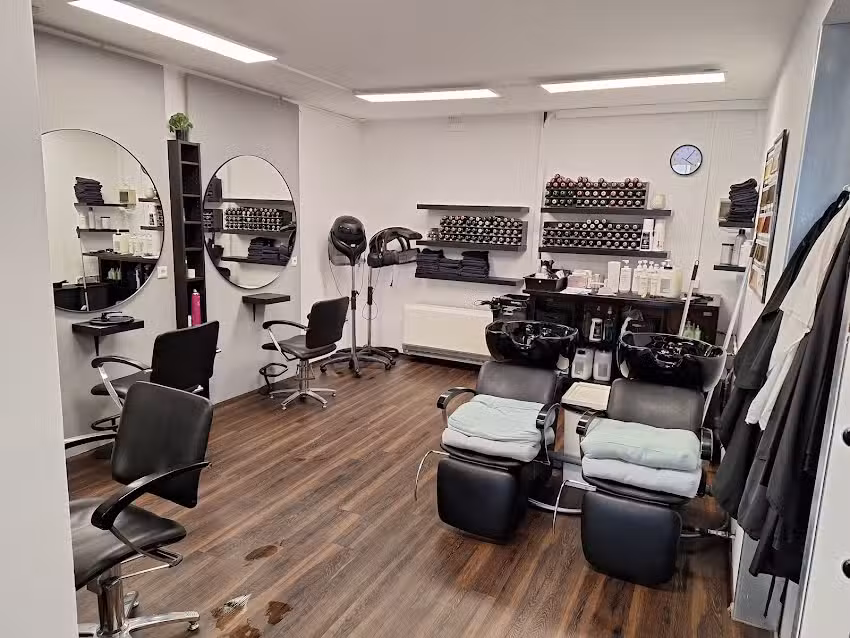 Coiffure Velly in Kressbronn | Dein Friseur mit und ohne Termine