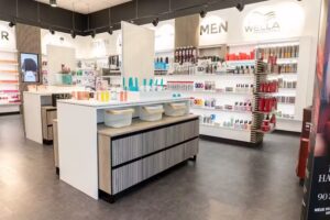 Cosmo Friseurzubehör und Friseurdienstleistungen Fachmarktzentrum Wolfsburg