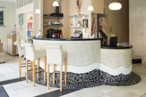 CreaStile Friseur & Nagelstudio