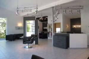 Creativo Hair Creations