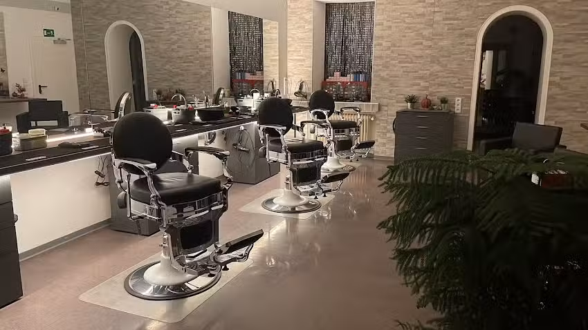 Crystal Hairstudio