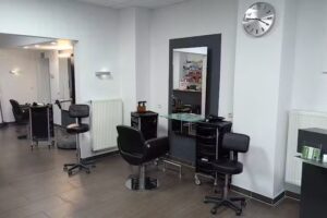 Cut & Colour Haarstudio