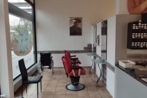 Cut Punkt der Familienfriseur