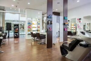 D. Machts Lounge Friseur Berlin Mitte
