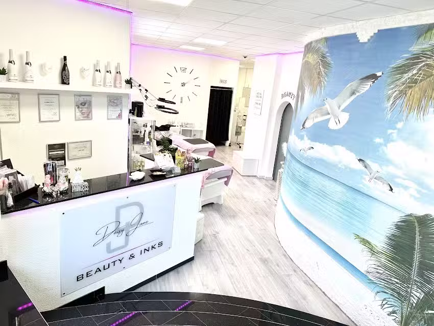 DAISY JUNE Beauty & Inks