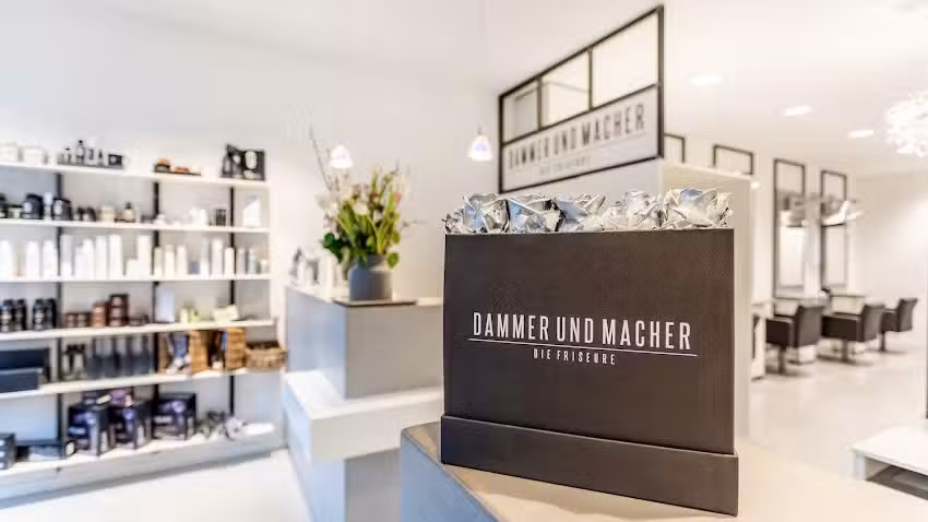 Dammer & Macher