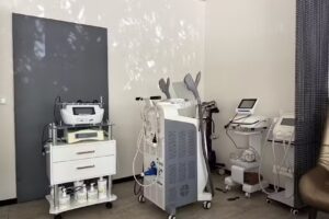 Dauerhafte Haarentfernung, Kosmetik, Fu&szlig;pflege & Nagelstudio | Easy Beauty Rielasingen bei Singen