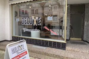 ✂️ DELUXE ✂️