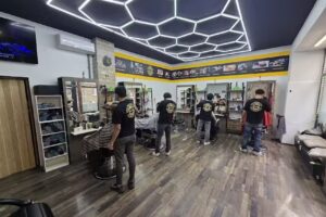 Deluxe Barbershop (Herren- und Kinderfriseur)