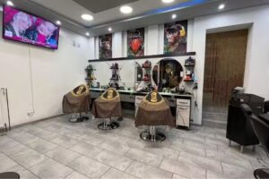 DELUXE Friseursalon Barber