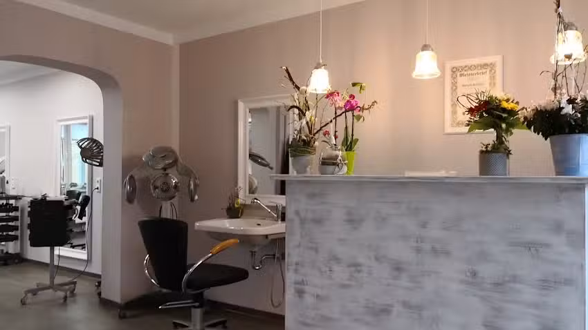 der Fris&ouml;rladen