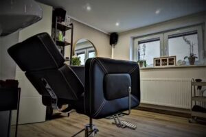 der Haarladen Kitty Fr&ouml;hlich